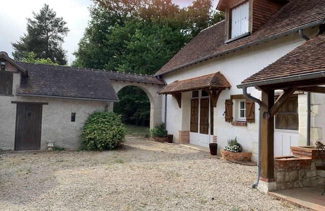 Pretty country house
