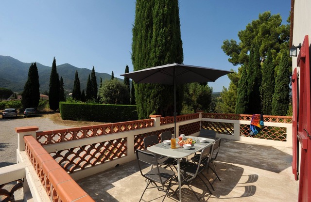Pretty house in the heart of the vineyards