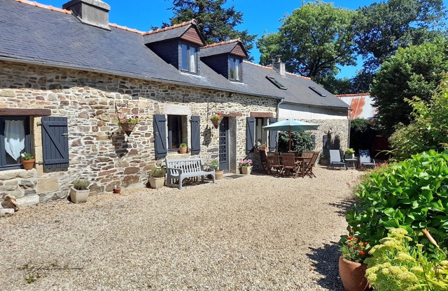 Pretty French Farmhouse in peaceful country location with terrace and garden