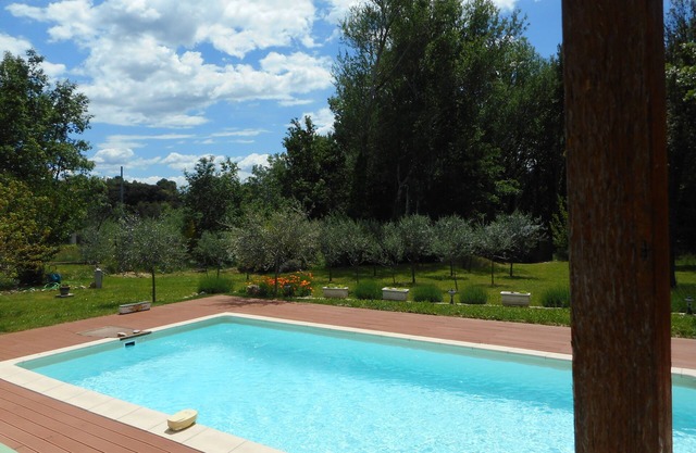 Pretty gîte (2 pers) open from May 15 to September 25