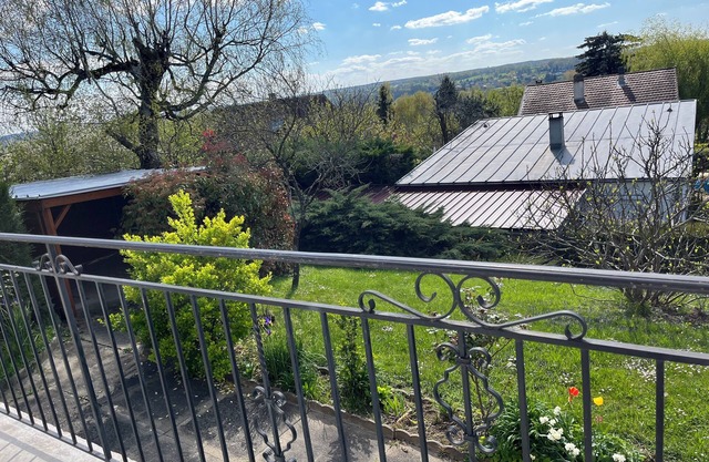 pretty house 5 minutes from vichy, 5 minutes walk from the greenway