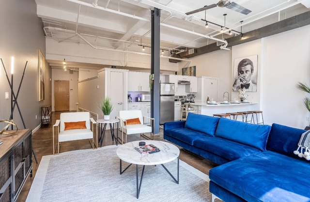 Prime Location | Stylish Downtown FTW Penthouse
