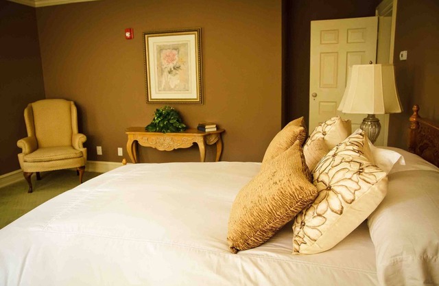 Private 1 Bedroom Suite at French Country Estate