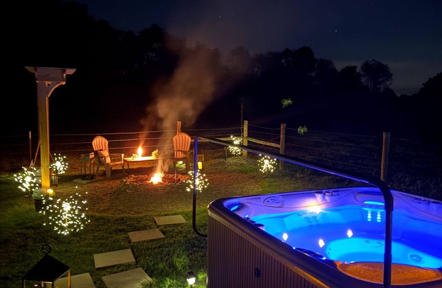 Private 1 BR Home with Hot Tub,Firepit & 5 min to dwtn