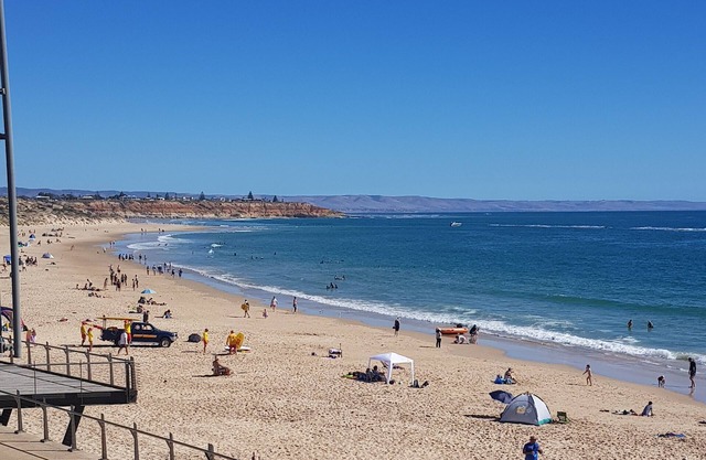 Private 2BR unit 4 beds free wifi & netflix & parks wine/beach