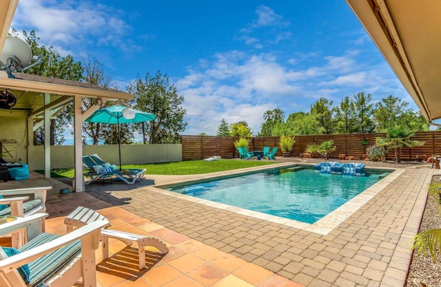 PRIVATE 30' SWIMMING POOL & HOT TUB Amazing Views & Serenity Close to SEDONA!