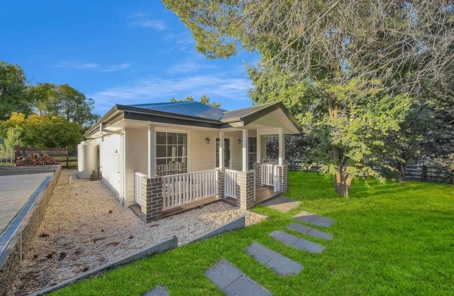 Private cottage - Fire pit, Games and BBQ Bathurst