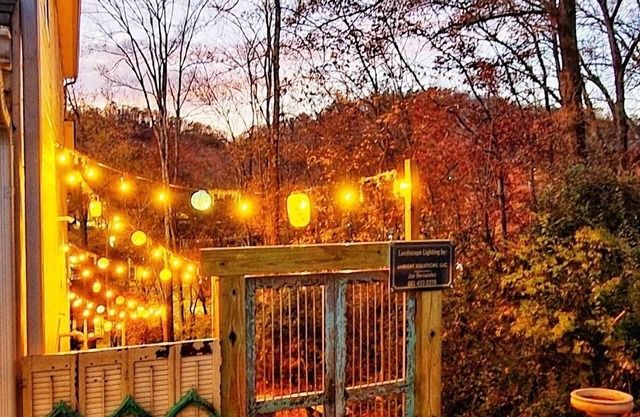 Private & Cozy Bungalow, walkable to all things cool in Chattanooga