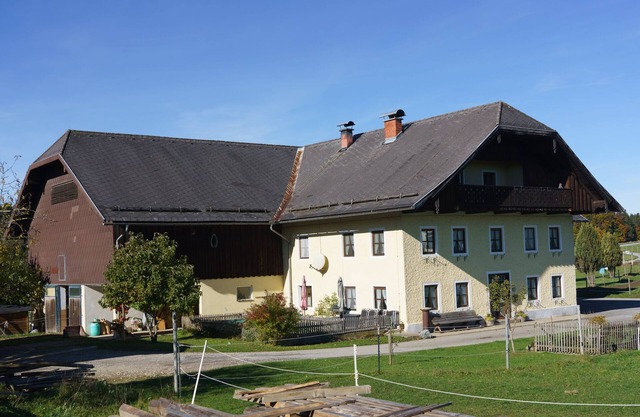 Private Farmhouse Escape: Ideal for up to 8 Guests
