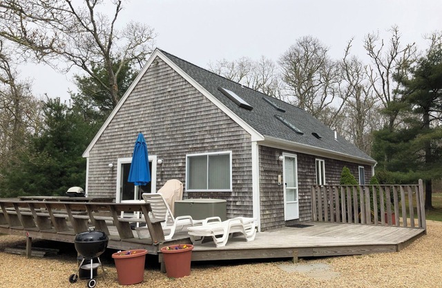 Private forested oasis near town and beach, large deck - 46