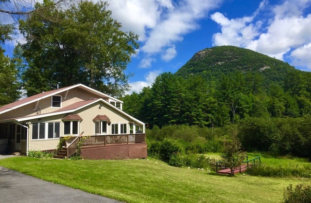 Private home, close to everything!