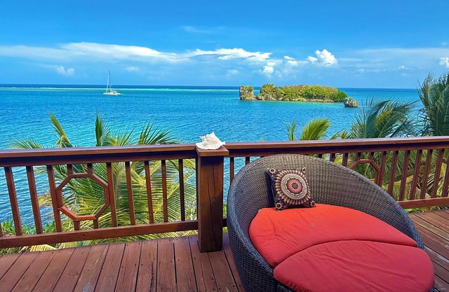 Private Island Escape East Roatan - Port Royal