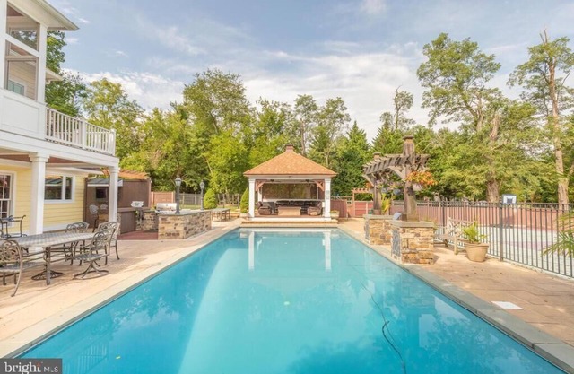 Private Maryland Farmhouse - Great for Families!