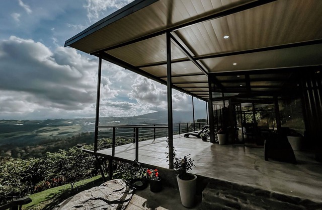 Private Mountain House with Stunning Views, Pool, Waterfall. Adventures and Rest