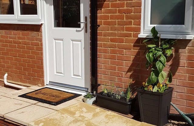 Private one bedroom bungalow Sandhurst, Berkshire Maximum 3 Guests