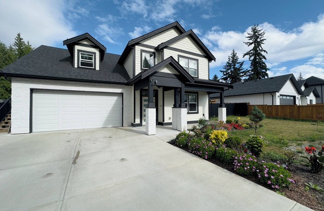 Private one bedroom suit in Gibsons