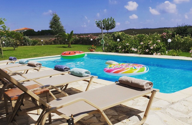 Private Paradise .Private Swimming Pool + beautiful garden. 1 min walk to beach