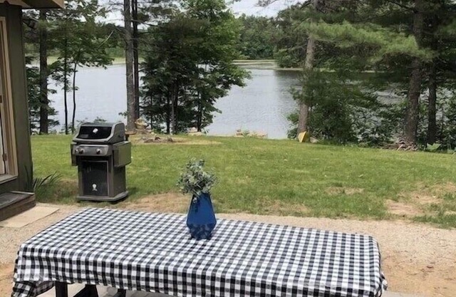Private Peninsula Cabin 15 minutes from downtown Lakewood, WI