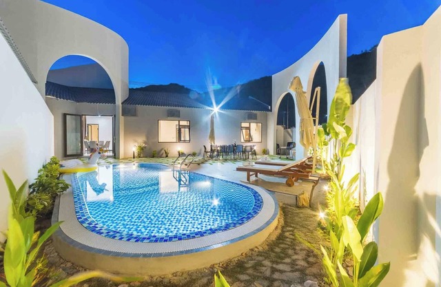 Private Pool Villa in Nature with Sunlight/Large Pool/Free Pickup/BBQ