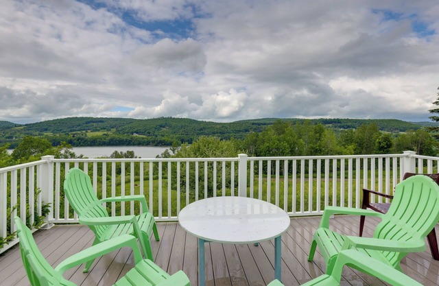 Private Retreat w/Deck: 1 Mi From Cowanesque Lake