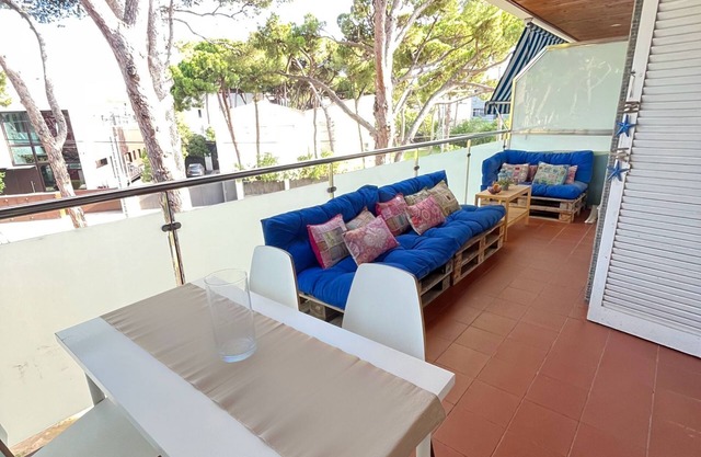 Private Room in Castelldefels, a 3-minute walk from the beach