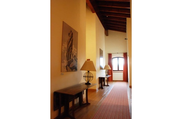 Private room in rural hotel with charm 3