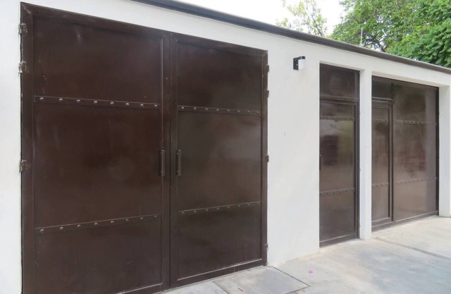 Private, safe and comfortable apartment for traveling.