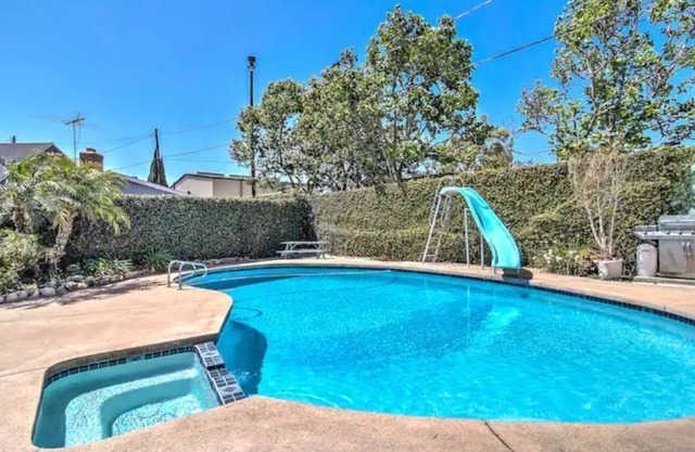 Private studio with pool, kid-friendly