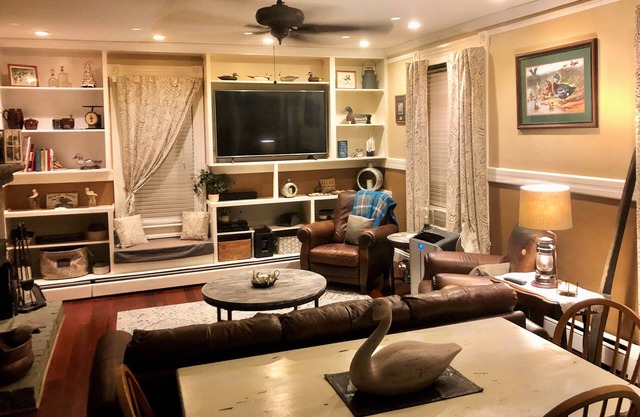 Private Suite w/Kitchenette