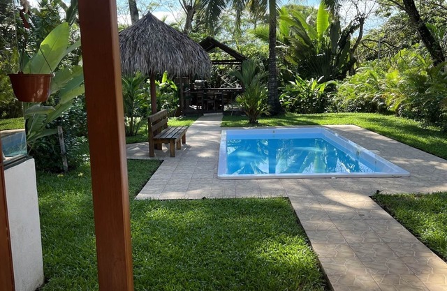 Private villa with pool. 5 min walk to beach