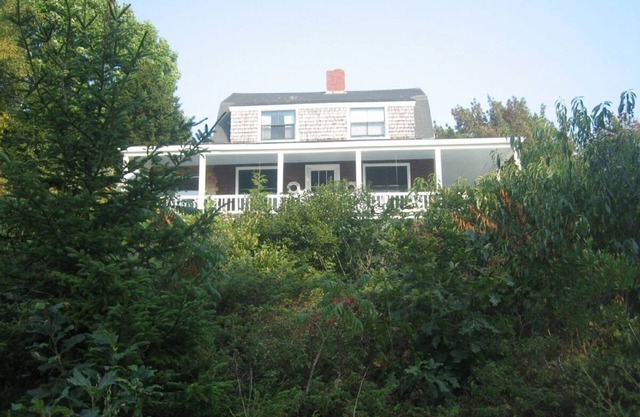 Private Water Access and Dock, Amazing Sunsets and Ocean Views in Historic House