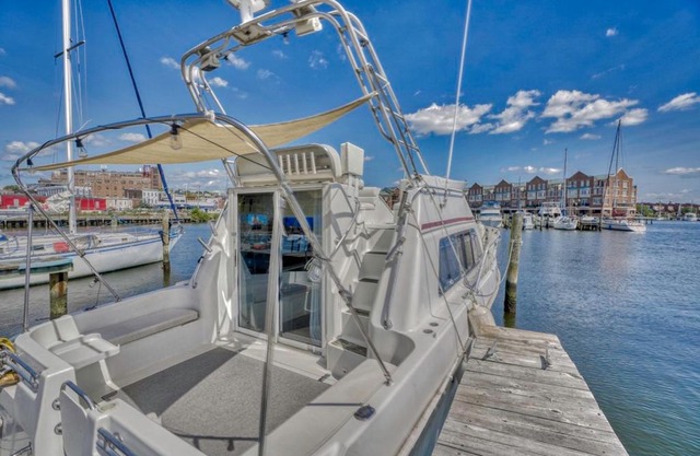 Private yacht at a quiet Fell’s Point marina