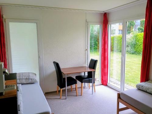 Privatzimmer 300m zur S-Bahn Jona