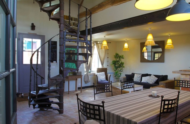 PROMO - Cottage de La Boussole, on the banks of the Loire, listed *