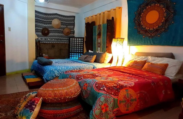 PROMO: Shabby Chic Countryhome with Huge Garden, Jacuzzi Pool, Mini Billiards, Video Karaoke