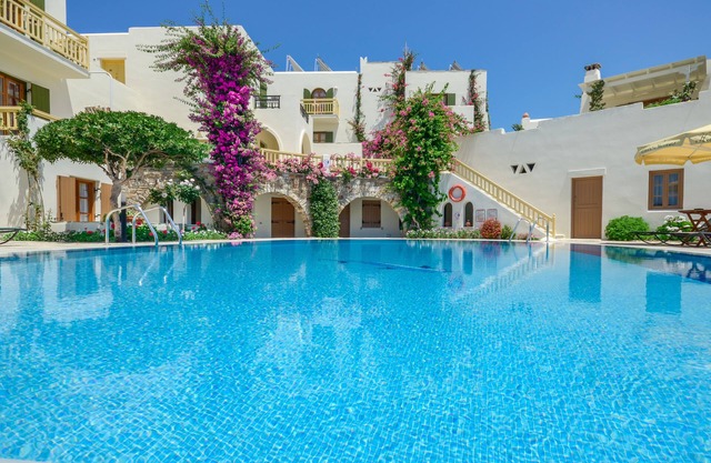 Proteas Hotel & Suites