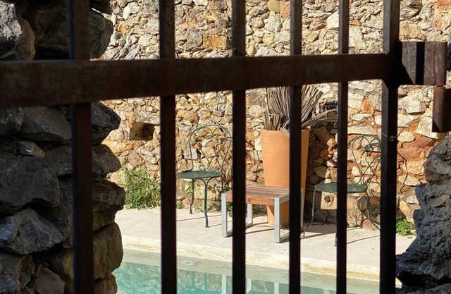 PROVENCAL MAS WITH SWIMMING POOL IN A VILLAGE IN THE ARRIERE PAYS VAROIS