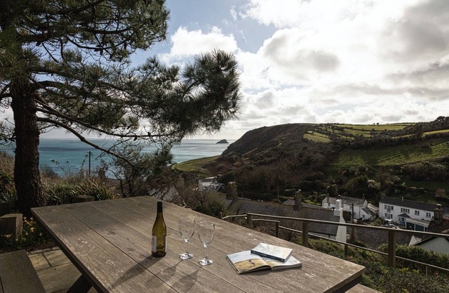 Puckey Hill - Three Bedroom Cottage, Sleeps 6