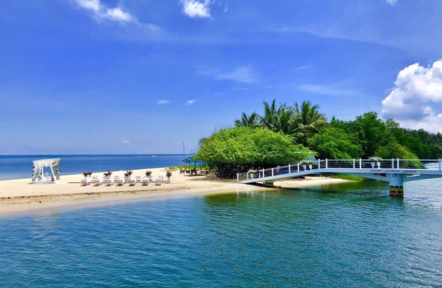 Punta Riviera Resort