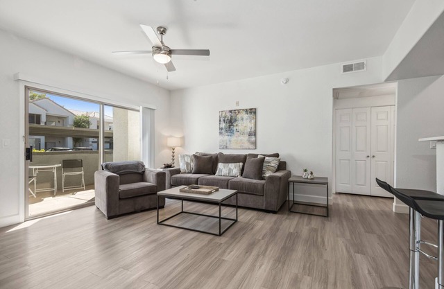 Pure Suites Furnished 2 Bed Glendale Gym Pool