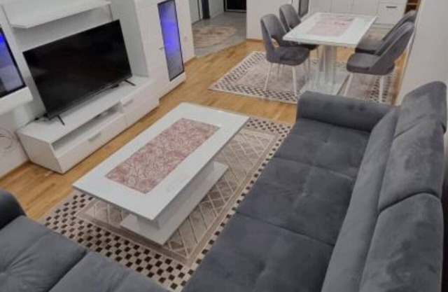 Pyramid View Apartment - One Bedroom Apartment with Balcony
