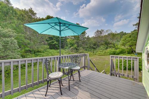 Quaint and Charming Cherry Valley Escape!
