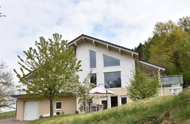 Quaint Holiday Home in Varsberg with Terrace