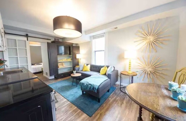 Quaint Space - Near Downtown & Broncos Stadium