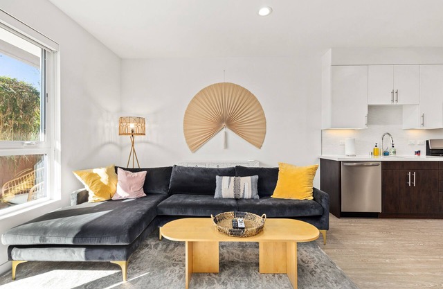 Quaint & Unique 1BR Apartment