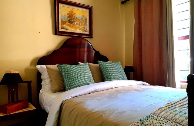 Quality accommodation to business & leisure travelers to Brackenfell, Cape Town.