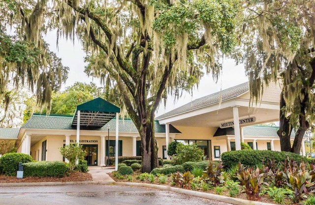 Quality Inn At Town Center