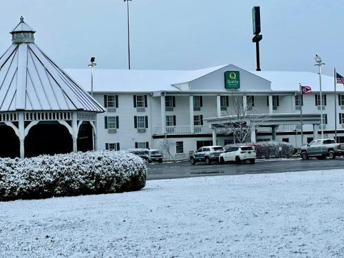 Quality Inn & Suites Bellville - Mansfield