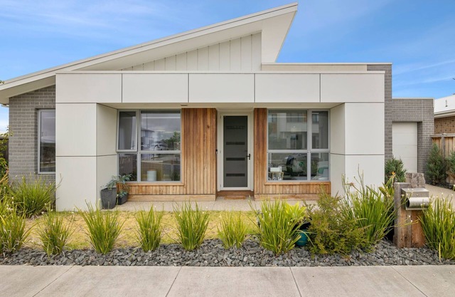 Quay One - Conveniently Located, Modern on Tassell