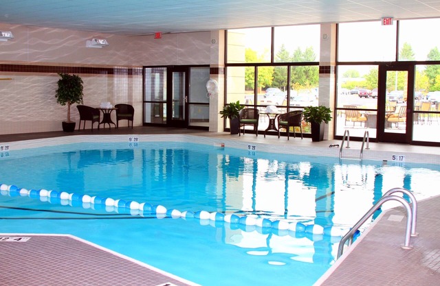 Queen Suite Near Syracuse University | Free Breakfast + 24H Business Center